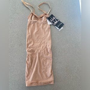 NWT  Body Wrap shapewear sz S